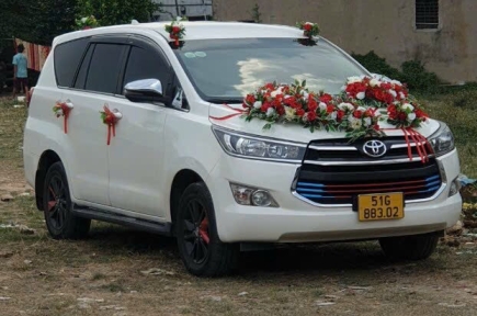 Xe 4 Chỗ 