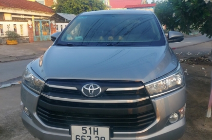 Xe 8 Chỗ Innova 2020